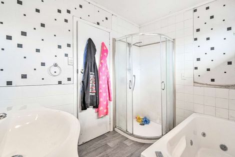 Photo of property in 77 Wycliffe Street, Onekawa, Napier, 4110