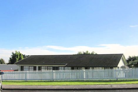 Photo of property in 3 Kimdale Place, Totara Heights, Auckland, 2105