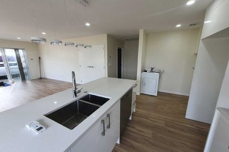 Photo of property in 83a Glengarry Road, Glen Eden, Auckland, 0602