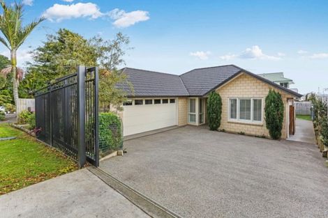 Photo of property in 4 Shepherds Road, Papakura, 2110