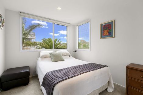 Photo of property in 4h/175 Hurstmere Road, Takapuna, Auckland, 0622