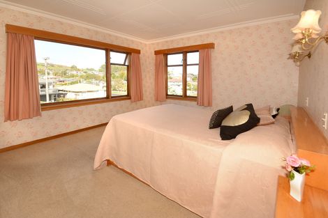 Photo of property in 2 Brooklyn Street, Green Island, Dunedin, 9018