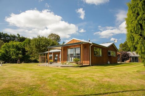 Photo of property in 1382 No 3 Road, Te Puke, 3183