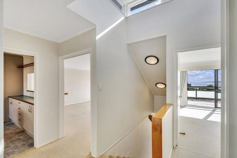 Photo of property in 4 Evelyn Road, Cockle Bay, Auckland, 2014