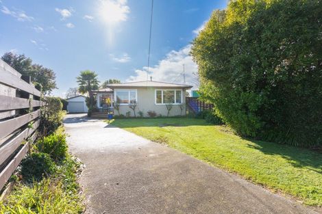Photo of property in 4 Laurel Place, Awapuni, Palmerston North, 4412