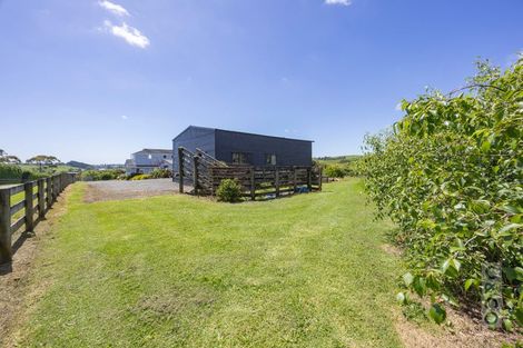 Photo of property in 83 Mount Albion Rise, Taupaki, Henderson, 0782