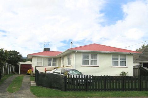 Photo of property in 30 Kashmir Avenue, Clouston Park, Upper Hutt, 5018