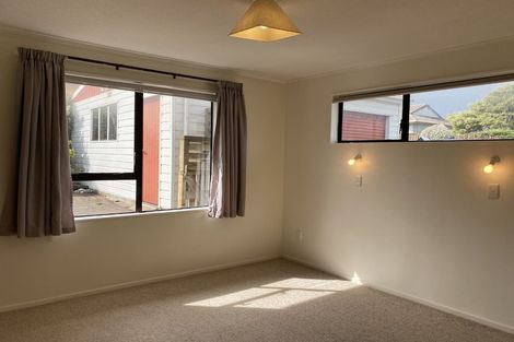 Photo of property in 254 Mitchell Street, Brooklyn, Wellington, 6021