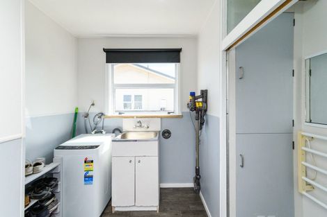 Photo of property in 6 Milton Street, Roslyn, Palmerston North, 4414