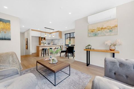 Photo of property in 22a Hearth Street, Flat Bush, 2019