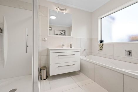 Photo of property in 41 Mcfadden Drive, Mosgiel, 9024
