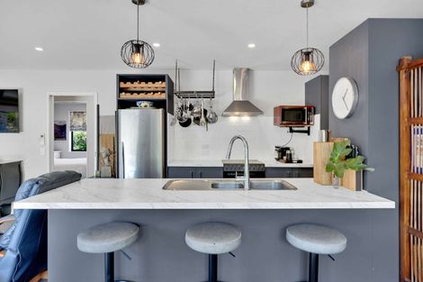 Photo of property in 75 Willowside Place, Amberley, 7410