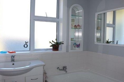 Photo of property in 111 Tarbert Street, Alexandra, 9320