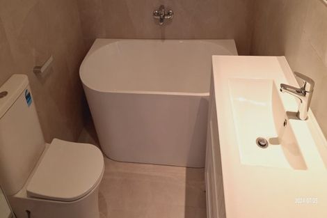 Photo of property in 5/149 Tirimoana Road, Te Atatu South, Auckland, 0602