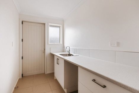 Photo of property in 16 Ellesmere Close, Pyes Pa, Tauranga, 3112