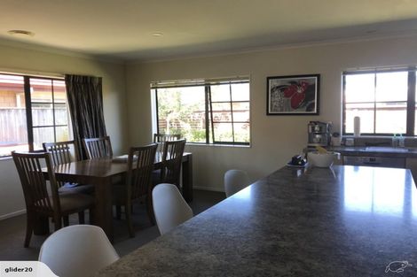 Photo of property in 12 Gandalf Crescent, Paraparaumu, 5032