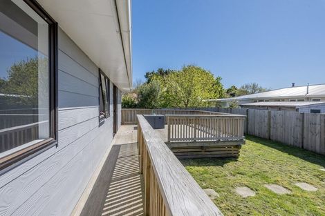 Photo of property in 3 Michael Road, Paraparaumu Beach, Paraparaumu, 5032