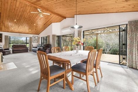 Photo of property in 402 Papakura-clevedon Road, Clevedon, Papakura, 2582