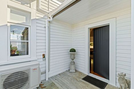 Photo of property in 2c Saint Leonard Street, Saint Johns Hill, Whanganui, 4501