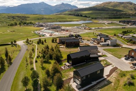 Photo of property in 17 Soudley Court, Jacks Point, Queenstown, 9371