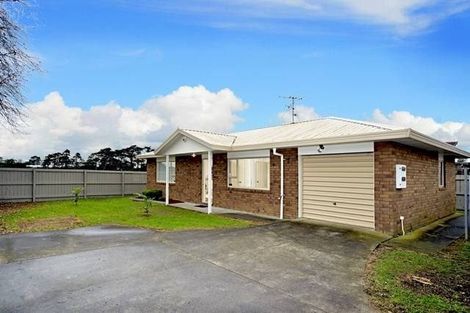 Photo of property in 2/41 Kopara Place, Clendon Park, Auckland, 2103