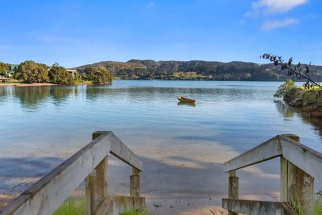 Photo of property in 43a Wallis Street, Raglan, 3225