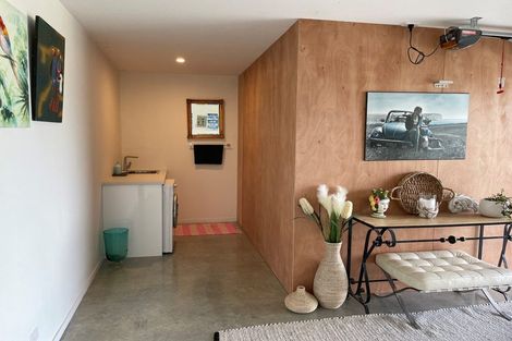 Photo of property in 2 Taimoana Close, Mangawhai Heads, Mangawhai, 0505