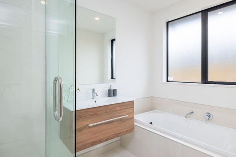 Photo of property in 10 Greenwood Place, Amberley, 7410