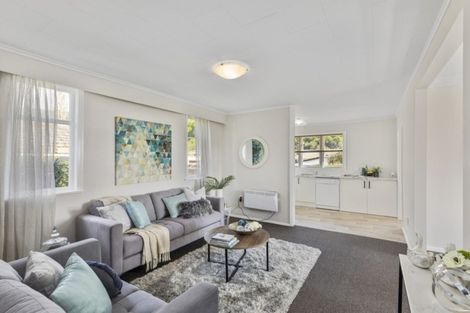 Photo of property in 358 Stokes Valley Road, Stokes Valley, Lower Hutt, 5019