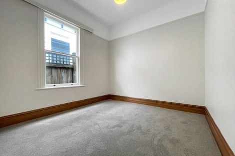 Photo of property in 16 Lawrence Street, Newtown, Wellington, 6021