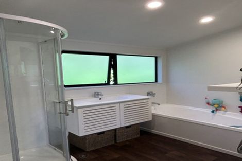 Photo of property in 8 Countess Close, Maupuia, Wellington, 6022