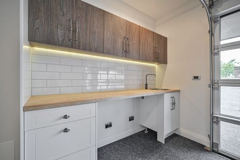 Photo of property in 127 Arataki Road, Havelock North, 4130