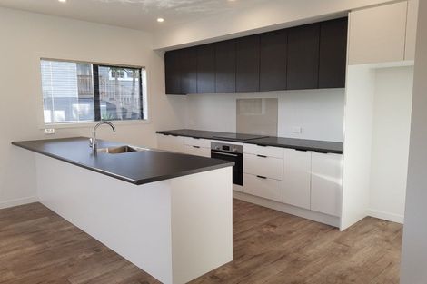 Photo of property in 89 Carlisle Road, Torbay, Auckland, 0632