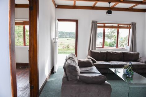Photo of property in 2 Second Avenue, Glenbrook, Waiuku, 2681