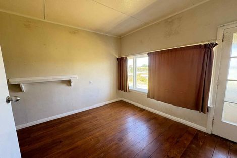 Photo of property in 78 Cornfoot Street, Castlecliff, Whanganui, 4501