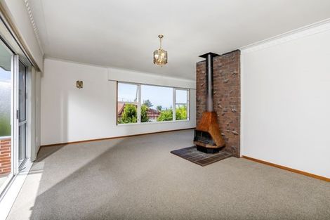 Photo of property in 98a Arran Road, Browns Bay, Auckland, 0630