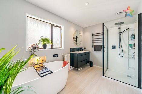 Photo of property in 2a Hobbs Grove, Epuni, Lower Hutt, 5011