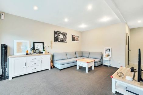 Photo of property in 10/45a Swanson Road, Henderson, Auckland, 0610