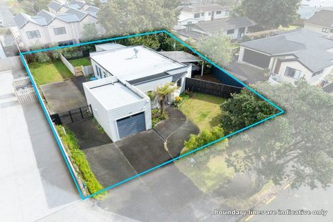 Photo of property in 11 Fathom Place, Te Atatu Peninsula, Auckland, 0610