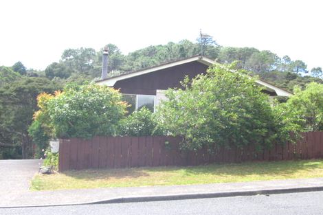 Photo of property in 1/54 Spinella Drive, Bayview, Auckland, 0629