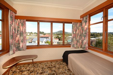 Photo of property in 2 Brooklyn Street, Green Island, Dunedin, 9018