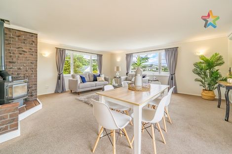 Photo of property in 21 Cherry Blossom Grove, Maungaraki, Lower Hutt, 5010