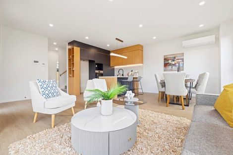 Photo of property in 9c Liam Place, Half Moon Bay, Auckland, 2012