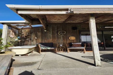 Photo of property in 116 Maunsell Road, Port Waikato, Tuakau, 2695