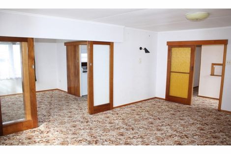 Photo of property in 76 Onerahi Road, Onerahi, Whangarei, 0110