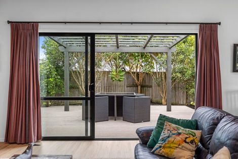 Photo of property in 10 Paua Cove, Papamoa Beach, Papamoa, 3118