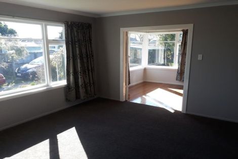 Photo of property in 33 Bourne Crescent, Papanui, Christchurch, 8053