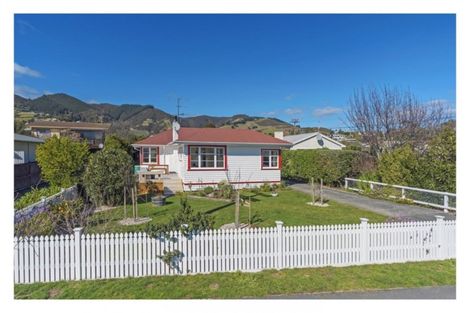 Photo of property in 670 Atawhai Crescent, Atawhai, Nelson, 7010