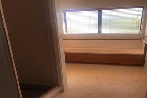 Photo of property in 3/27 Luplau Crescent, Cockle Bay, Auckland, 2014