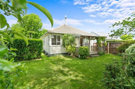 Photo of property in 141 Aorangi Road, Bryndwr, Christchurch, 8053